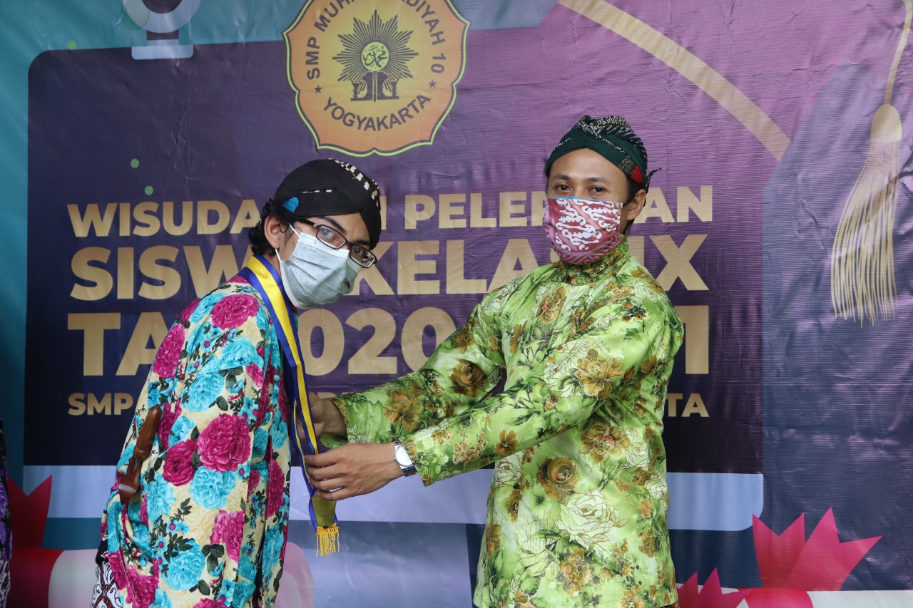 Wisuda dan Pelepasan Siswa Kelas IX TA 2020/2021